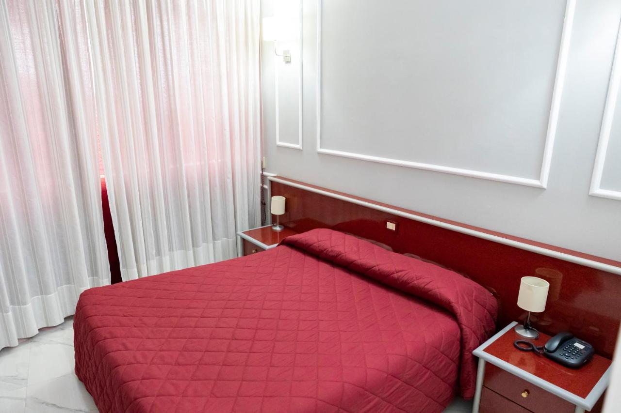 Hotel Sica Montecorvino Rovella Zewnętrze zdjęcie