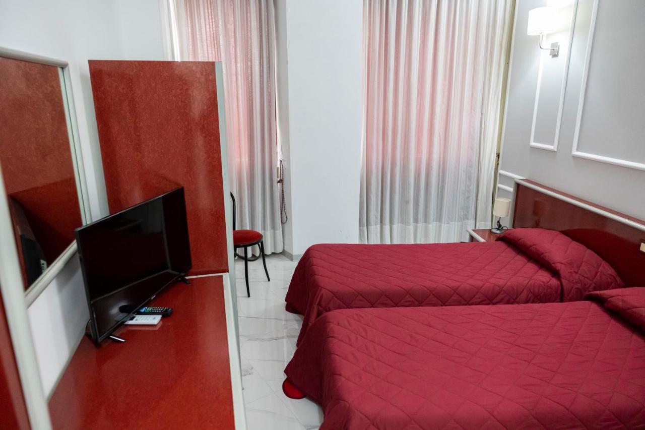 Hotel Sica Montecorvino Rovella Zewnętrze zdjęcie
