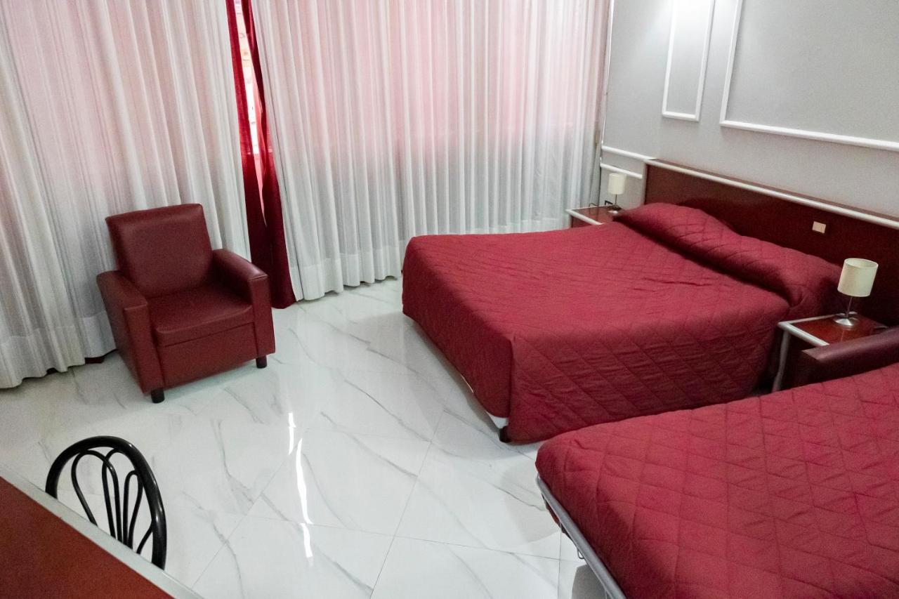 Hotel Sica Montecorvino Rovella Zewnętrze zdjęcie