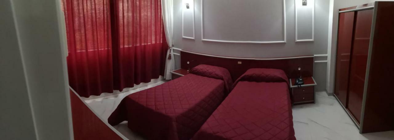 Hotel Sica Montecorvino Rovella Zewnętrze zdjęcie